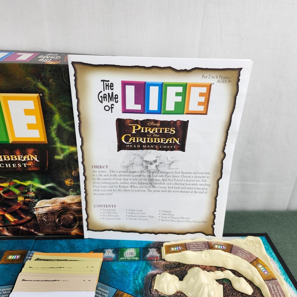 Game of Life: Pirates of the Caribbean Dead Man's Chest Milton Bradley Complete - Picture 4 of 6